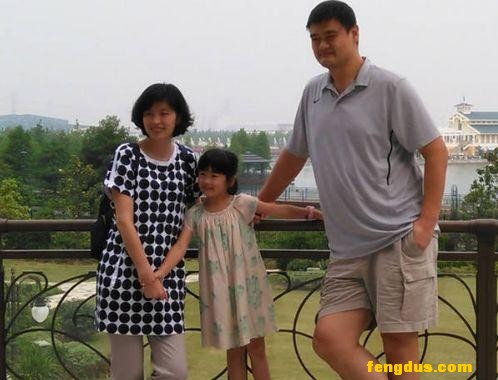 ���ǽ�����Ů��Ҧ���ǰ��������汻�²ۣ�������ʦ�����λ��