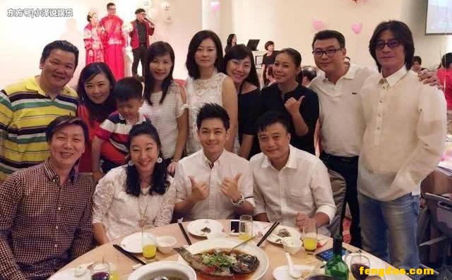 ���»�ɹͬѧ�ۻᣬ��ʵ�������ǣ���Ҫ�μ������ǵľۻᣬ���ģ�