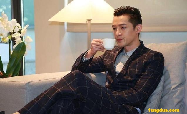 ��������û�ж��ȥ���Ϻ����ڼ�������Ů�������۳�