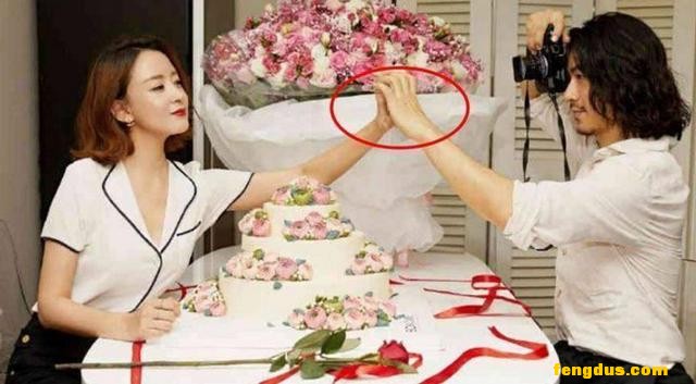 ���˸��Ӵ��š�����λ���Ǿ�Ȼ��һ���ˣ����ڣ�⧲�����