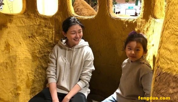 ���������Ǳ���������Ů��ײ���ܸ��Ů����S����ײ������