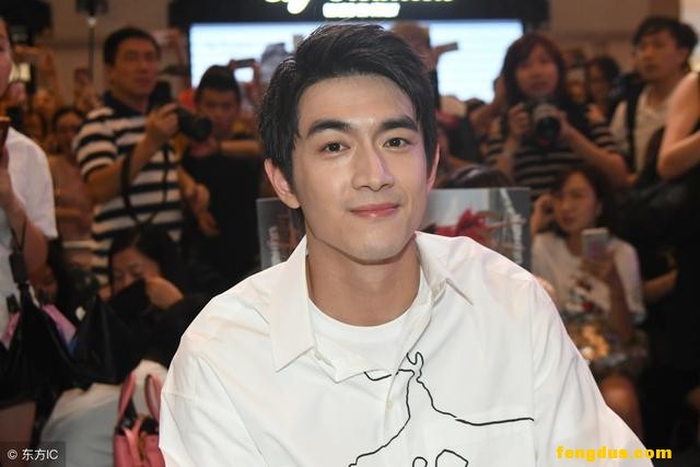 ����Ϊ�������ĺ󣬼������ǵ�Ǹ��ֻ���ָ���ֱ�ԣ�����ô�ˣ�