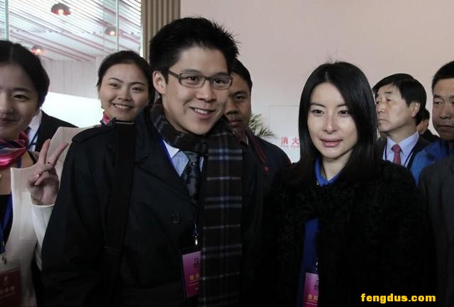 ����ˮ�ʺ󡱹������ߵ��Ÿ����̵������ŵ���λŮ����